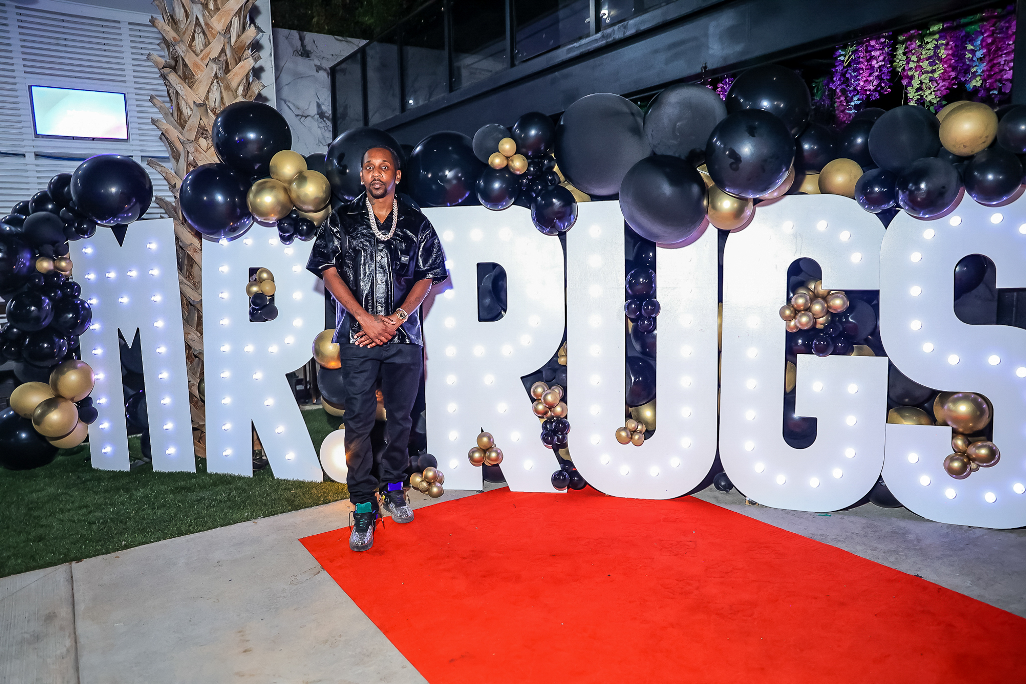 Mr Rugs All Black Affair Powered by D'USSÉ - Exclusive Access