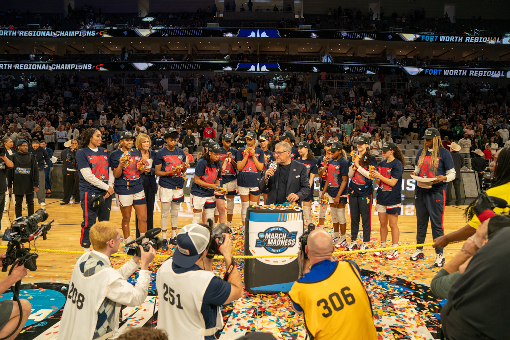 UConn Returns - Huskies Reach 25th Final Four Behind Rising Star ...